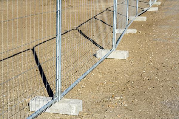 workers at Fence Rental Pacoima